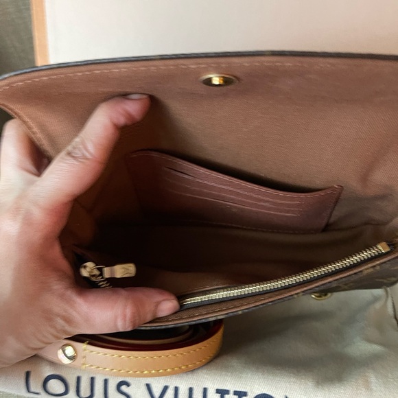 Authentic Louis Vuitton monogram wallet on chain ivy M81911 - Picture 9 of 11
